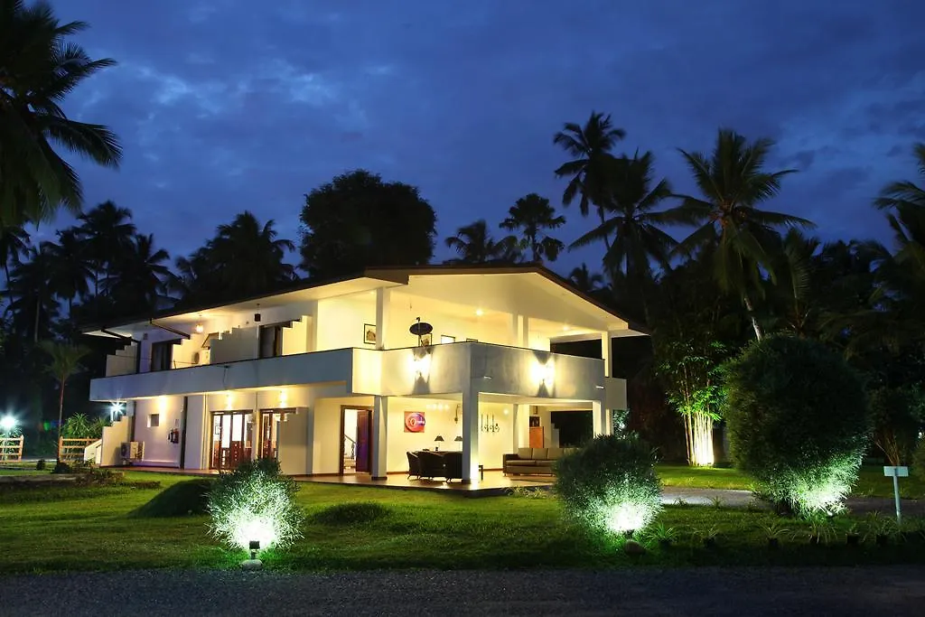 Oreeka - Katunayake Airport Transit Hotels Sri Lanka