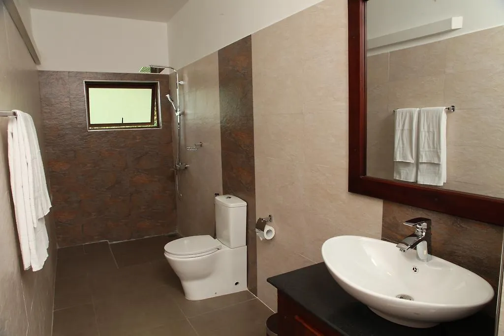 ***  Oreeka - Katunayake Airport Transit Hotels Sri Lanka